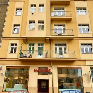 Blue Rose Apartment